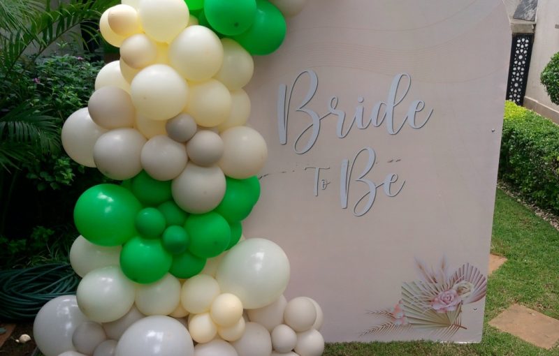 Bridal party balloons decorations