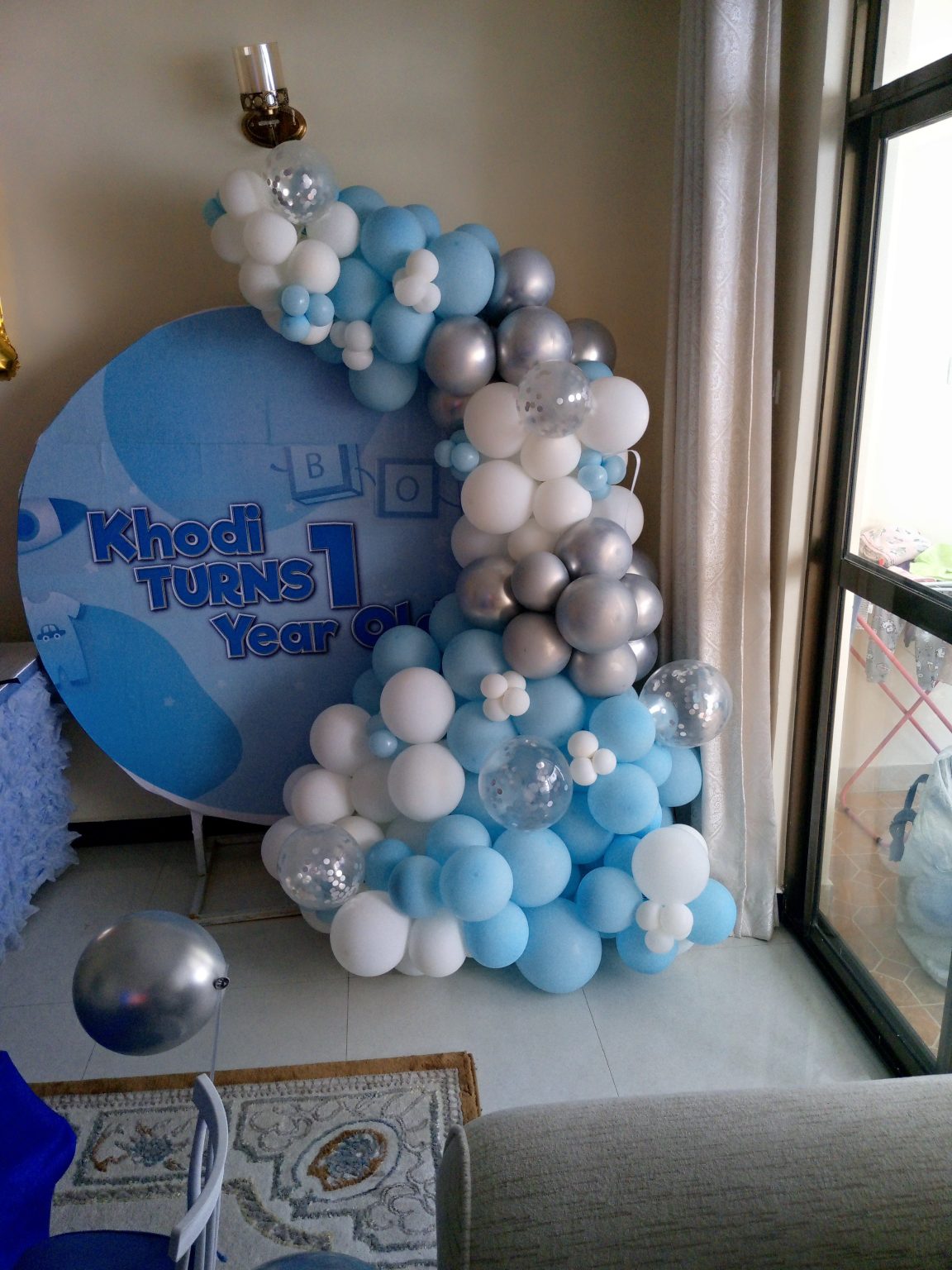 Kids birthday party balloons decorations